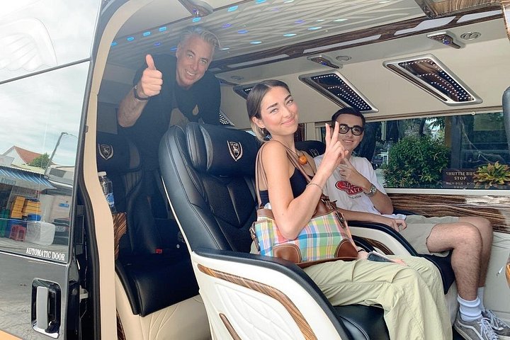Private Limousine DCar Transfer Danang, Hoian to Hue | Vietnam