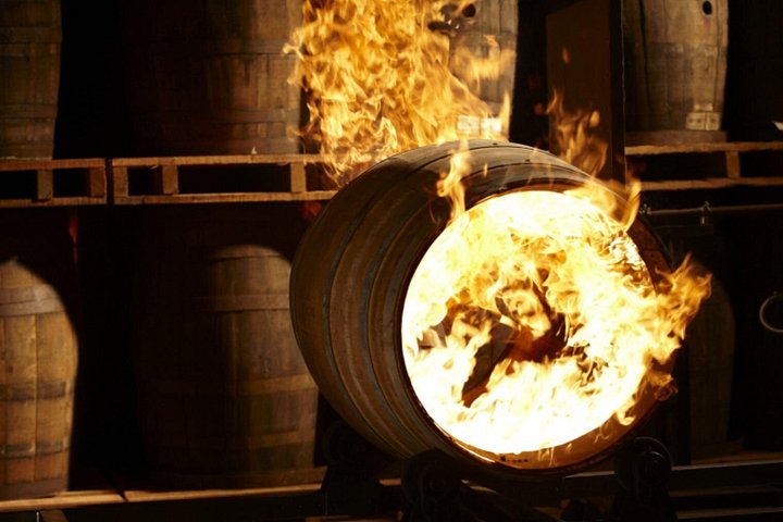 Private Taipei Day Trip: Kavalan Whisky, Yilan Craft Beer & Beach