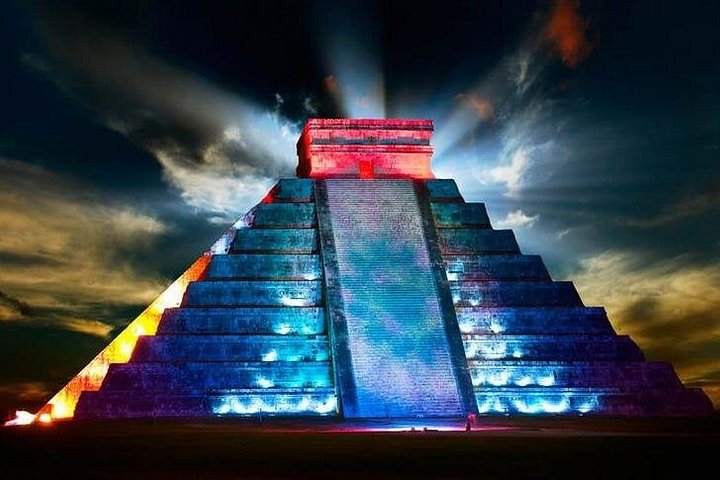 Kukulcan Nights Tour