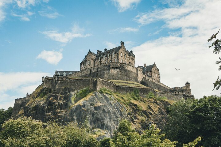 Private Half-Day Tour of Edinburgh in a London Taxi