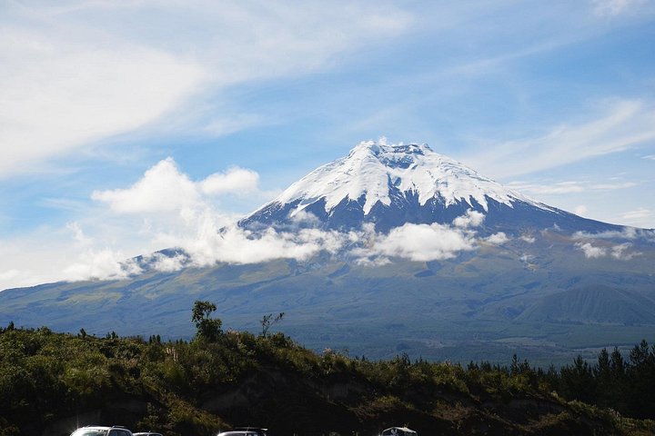 8-day tour through the mountains and Amazon of Ecuador