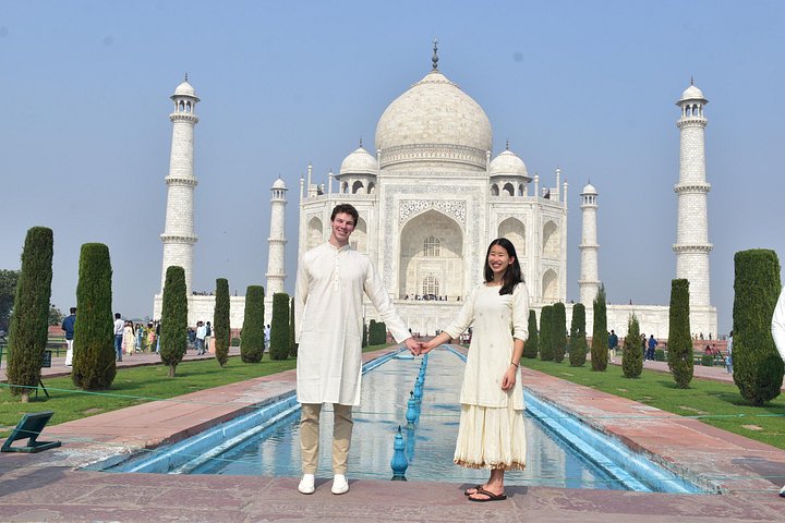 From Delhi Private Taj Mahal Sunrise and Agra Day Tour By Car