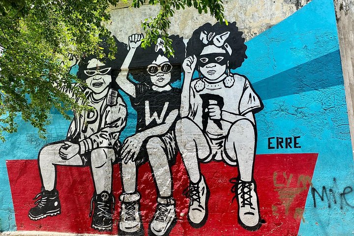 Private Guided Graffiti Tour in Getsemani