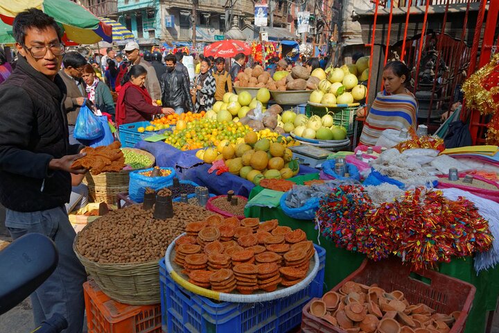 Private Tour of Beautiful Kathmandu with local Food/Drink testing