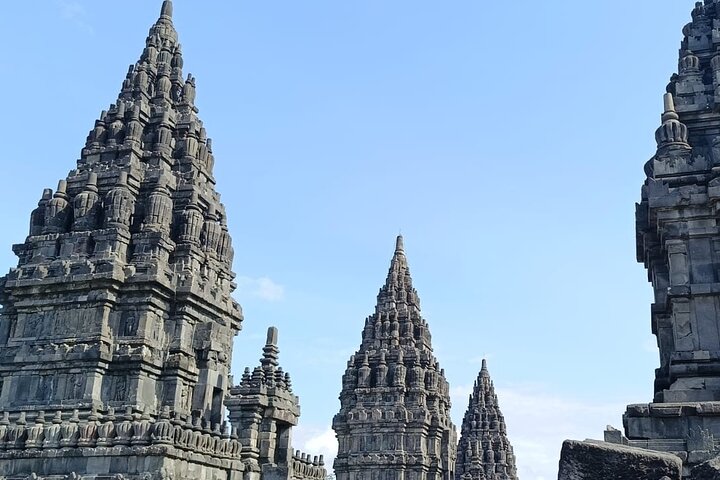 Multi Day Tour Jogjakarta Explorer and Heritage