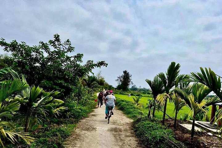 Experience Countryside by Cycling, Buffalo Riding & Do Farming