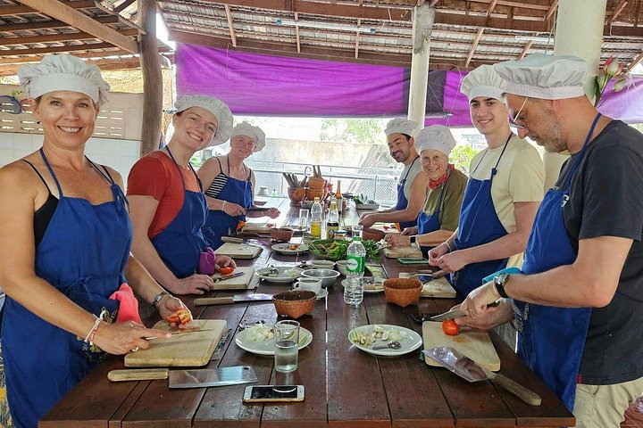 Chiang Mai Half-Day Lanna-Style Thai Cooking & Market tour