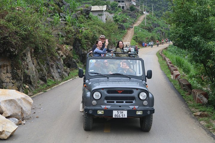 Ha Giang Army Open Air Jeep 2 Days 1 Night