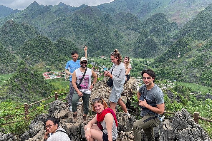 Ha Giang Loop Motorbike Adventure with Easy Rider, Round-Trip Bus