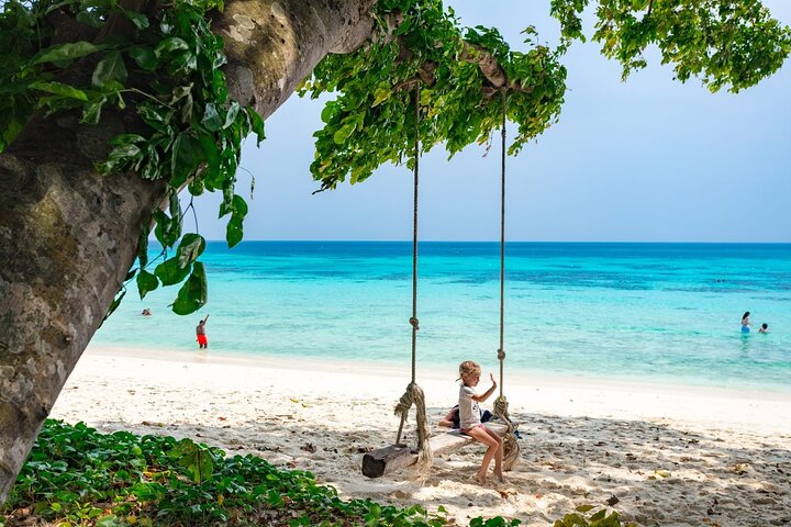 Koh Rok Private Snorkeling Tour with Lunch from Koh Lanta