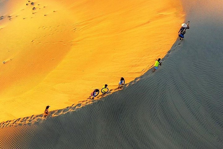 From Ho Chi Minh: Mui Ne Sunset Tour with White & Red Sand Dunes