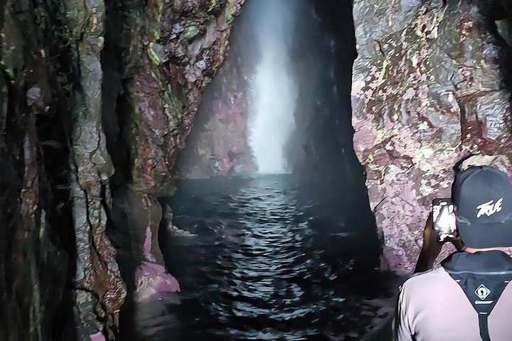 Boat Tour to the Caves and Waterfalls on Flores Island