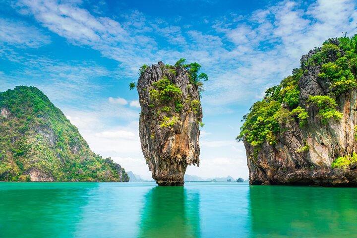 James Bond Island & Canoeing Guided Tour with Lunch