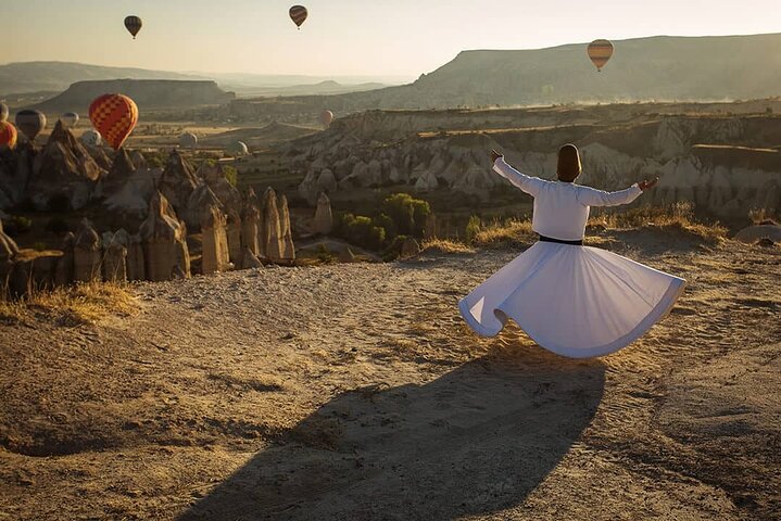 2-Day Cappadocia Tour with Hotel and Optional Balloon Flight