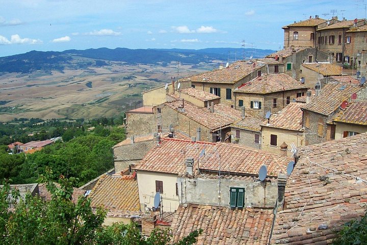 Discover Volterra: Ancient Ruins & Medieval Landmarks