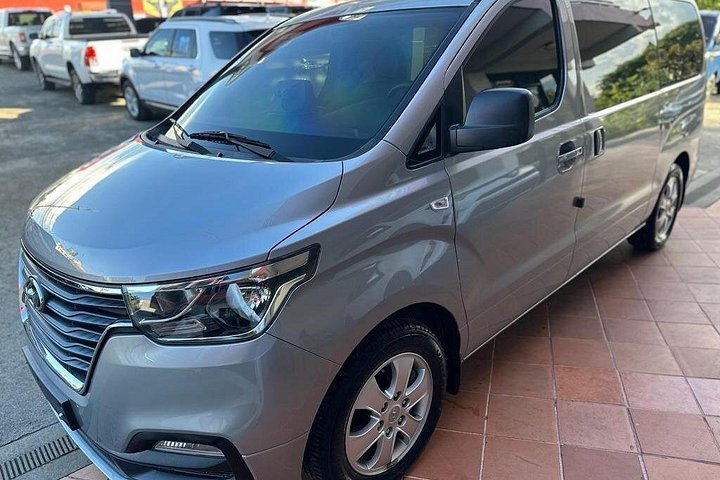 Punta Cana Airport Shuttle to Bávaro and Punta Cana Hotels