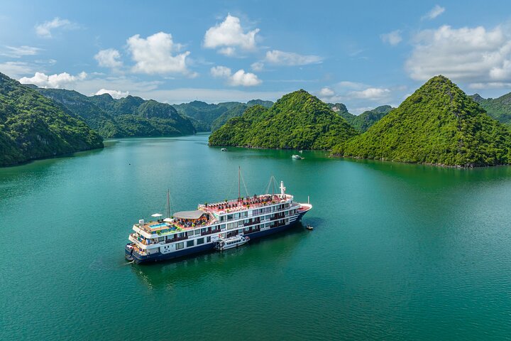 Hanoi: 2-Day Lan Ha Bay & Cat Ba 5-Star Cruise with Balcony
