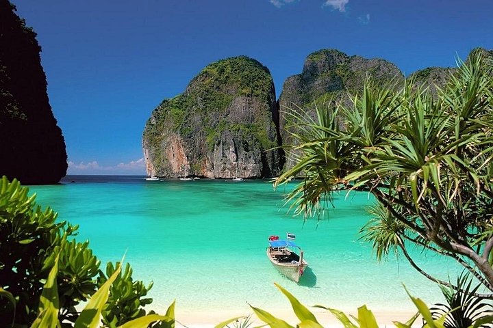 From Krabi - Phi Phi Island & Maya Bay Speedboat Tour with Lunch