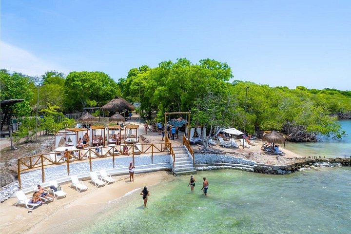 3 Islas Privadas en Cartagena + Open Bar + Snorkel