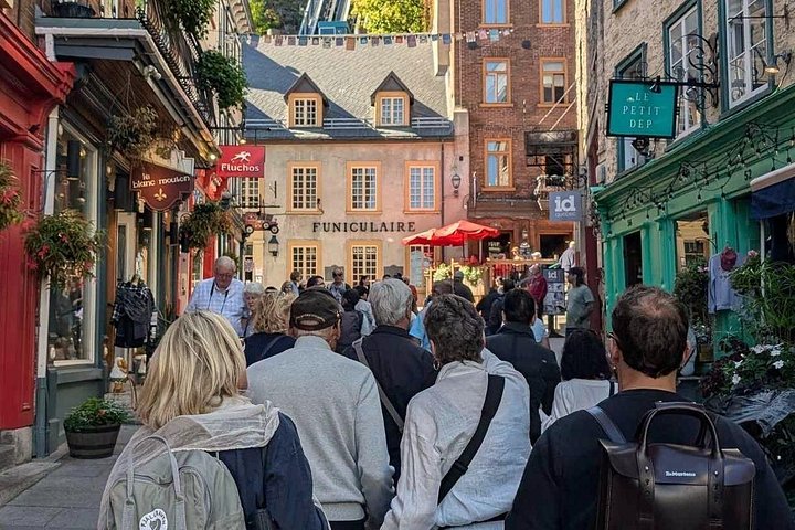 Quebec City Scenic Walking Tour with 1 Funicular Ride