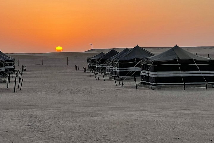 Golden Dunes Over-Night Safari: Campfire, Sunrise & desert Life