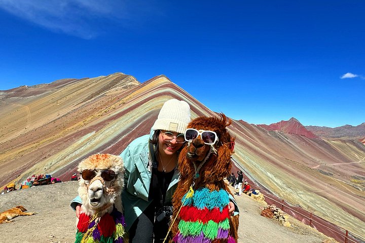 7 Color Mountain from Cusco: Full Day Lunch Tour