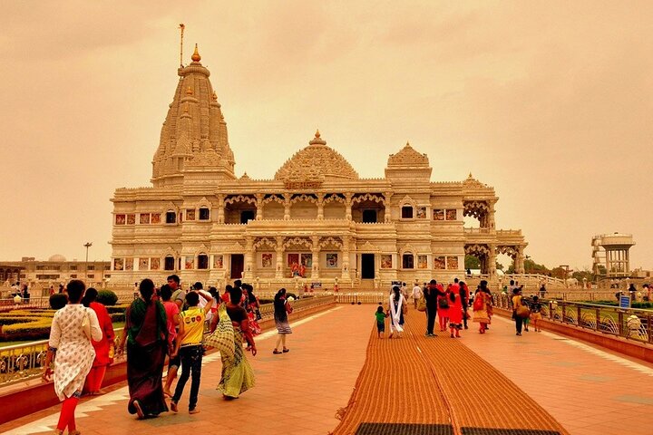 Full day Taj Mahal and Vrindavan