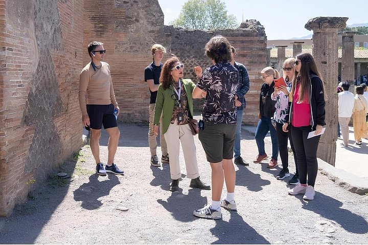 Pompeii Historical Small Group Guided Tour