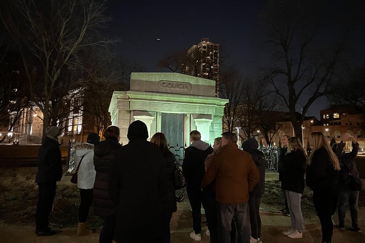 Chicago Hauntings Original Ghost Bus Tour