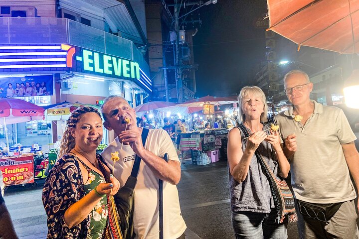 Chiangmai Twilight Wonders Temples and Tastes