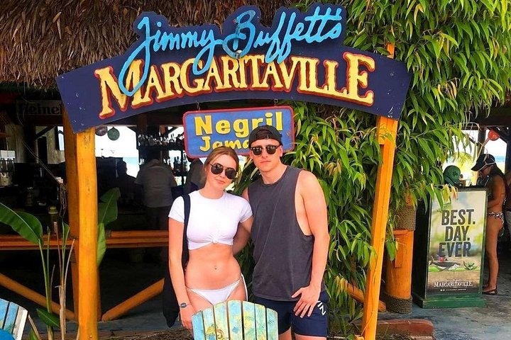 Private Magaritaville Negril and Rick’s Cafe with Transportation