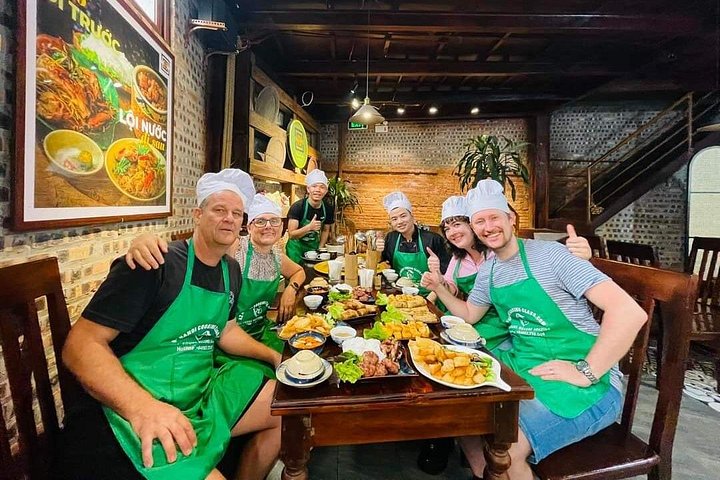 Private Hanoi Cooking Class With Local Market and Guide