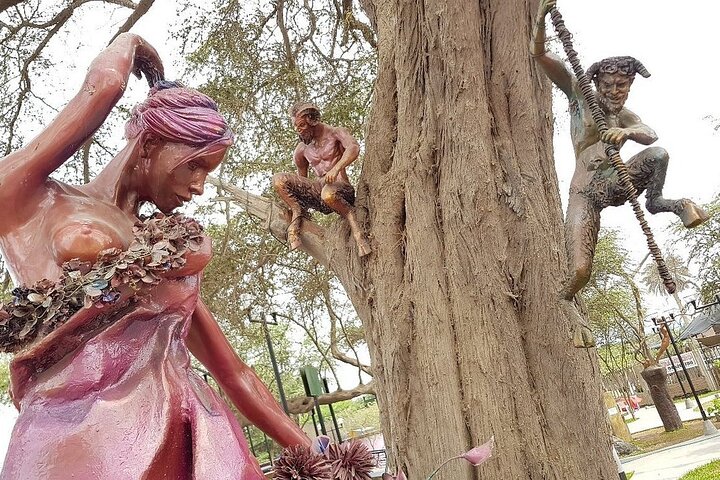 Cachiche : Sweets and Mysteries