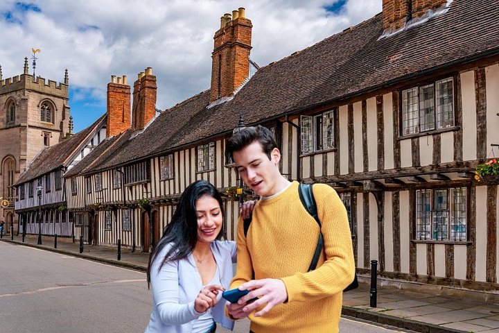 Stratford-upon-Avon: Self-Guided Walk & Interactive Treasure Hunt