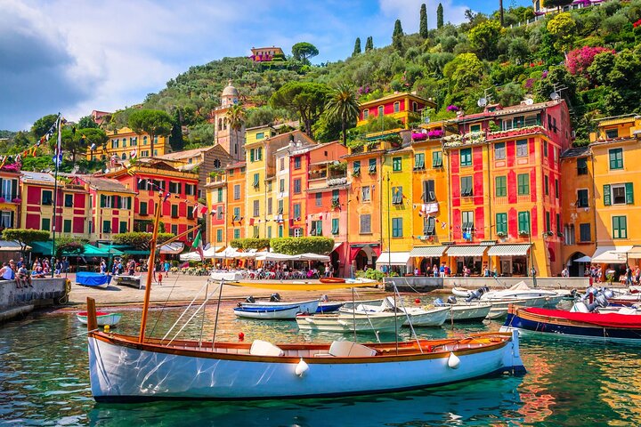 From Milan: Best of Genoa with Private Cruise to Portofino