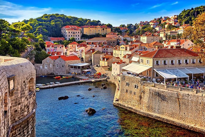 Skip-the-line Walls of Dubrovnik Lovrijenac Fortress Tour
