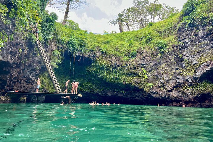 Premium Semi-Private Tour: Primeval Crystal Waters of Samoa