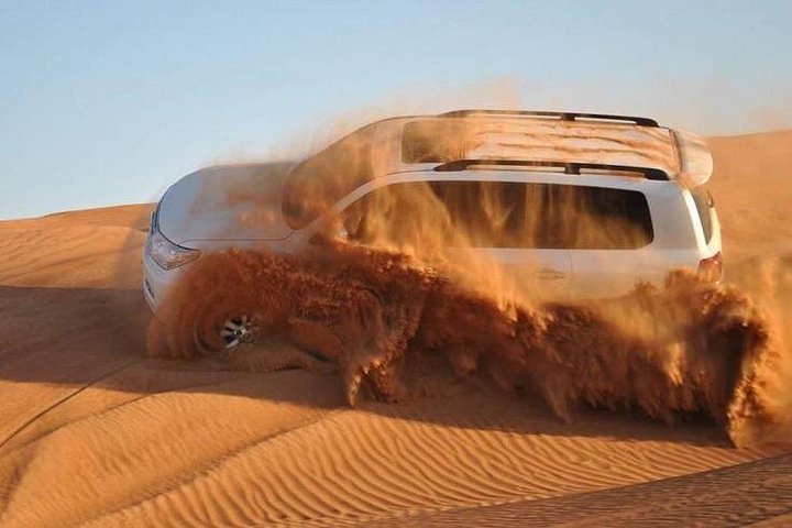 Dubai Evening 4Hrs Red Dunes Safari Private4x4Jeep Camel Sunset