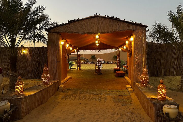 VIP Arabian Evening Safari, Private Dinner and Live Dance