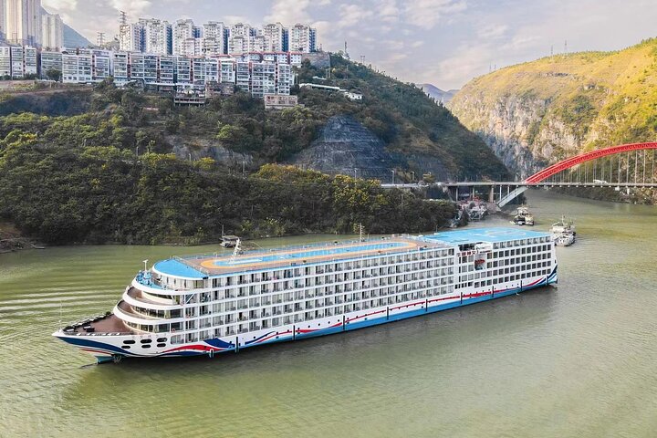 Yangtze River Cruise from Chongqing to Yichang 4Days and 3Nights