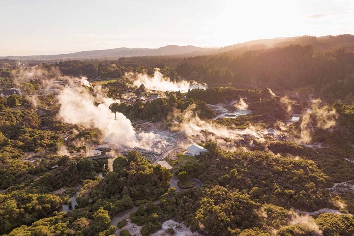 Te Puia: Te Rā Guided Experience