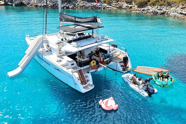 Ag. Nikolaos Catamaran to Spinalonga - Gourmet Meal & Water Toys
