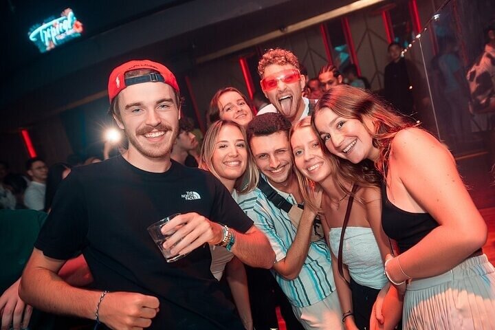 Bangkok: The Original Speakeasy & Iconic Venues Pub Crawl