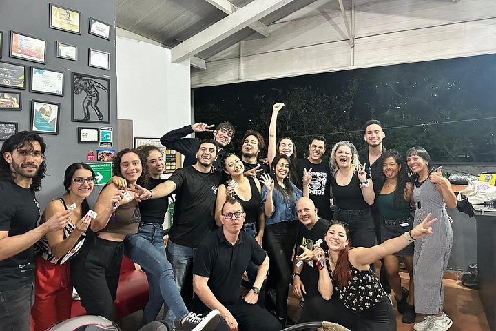 Private Latin dance lesson in Medellin Salsa and Bachata