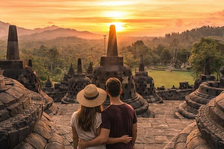 Yogyakarta VIP Sunrise from inside Borobudur and Prambanan temple