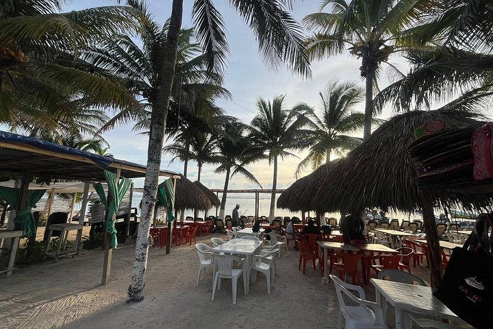 Costa Maya Tour with Fishermans Village Beach Club Visit