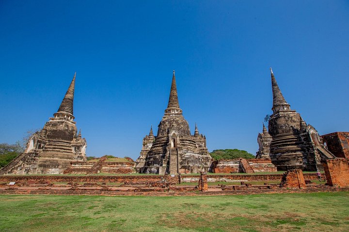 Ayutthaya City Tour with River Cruise Back to Bangkok and Lunch