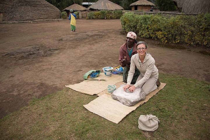 Full Day Cultural Experience in Kigali Markets and Art Centers