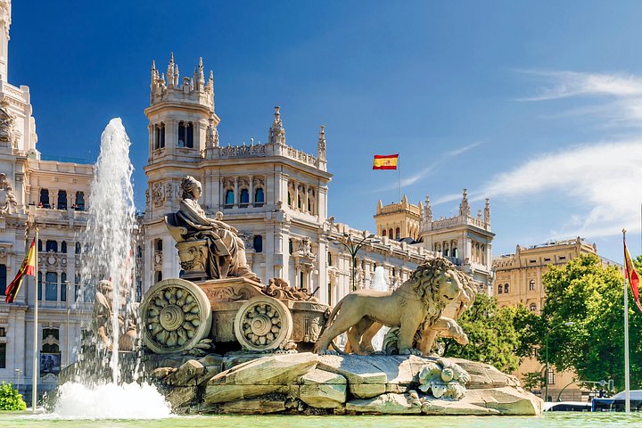 Private Madrid by E-Bike Tour With Tapas