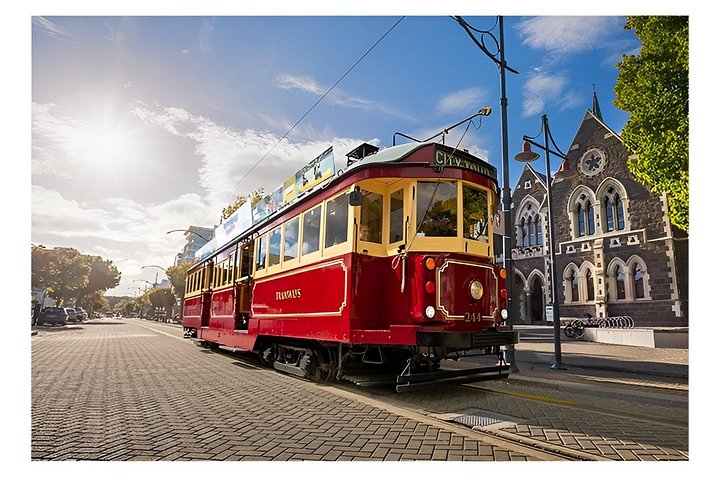 Christchurch City Day Tour